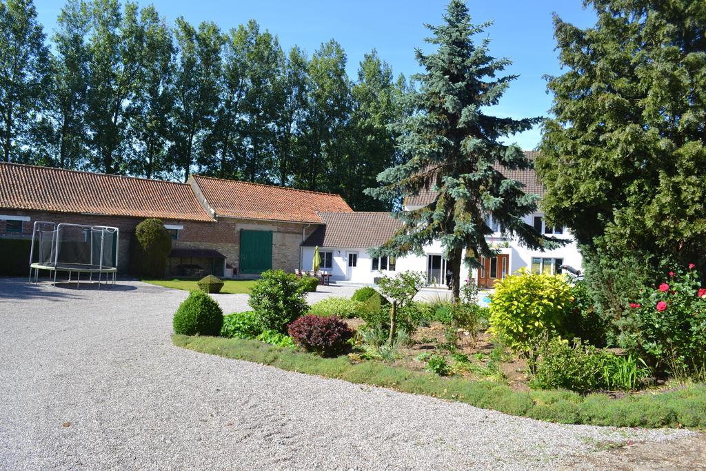 Ferme "Les Flaquettes" Bed & Breakfast Guines Exterior photo